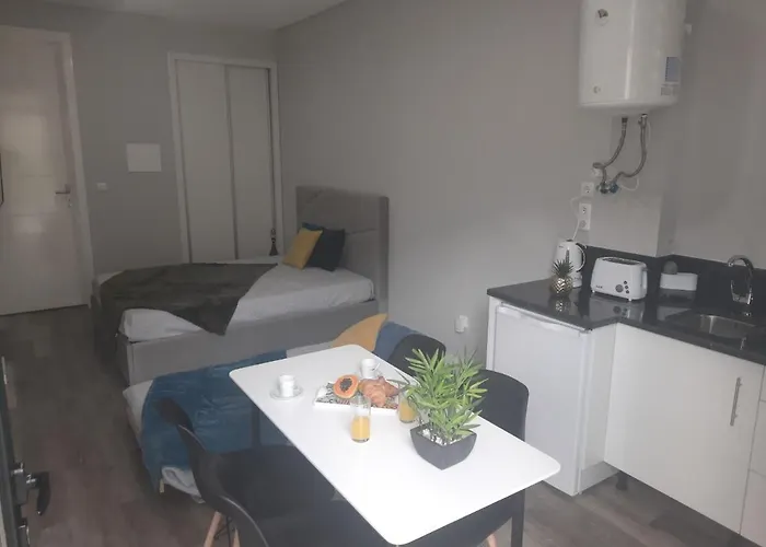 Marques Porto Da Cruz